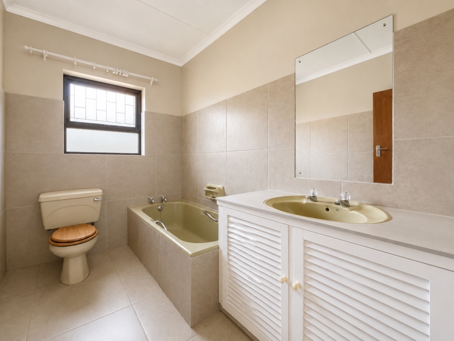 4 Bedroom Property for Sale in Boskloof Eastern Cape